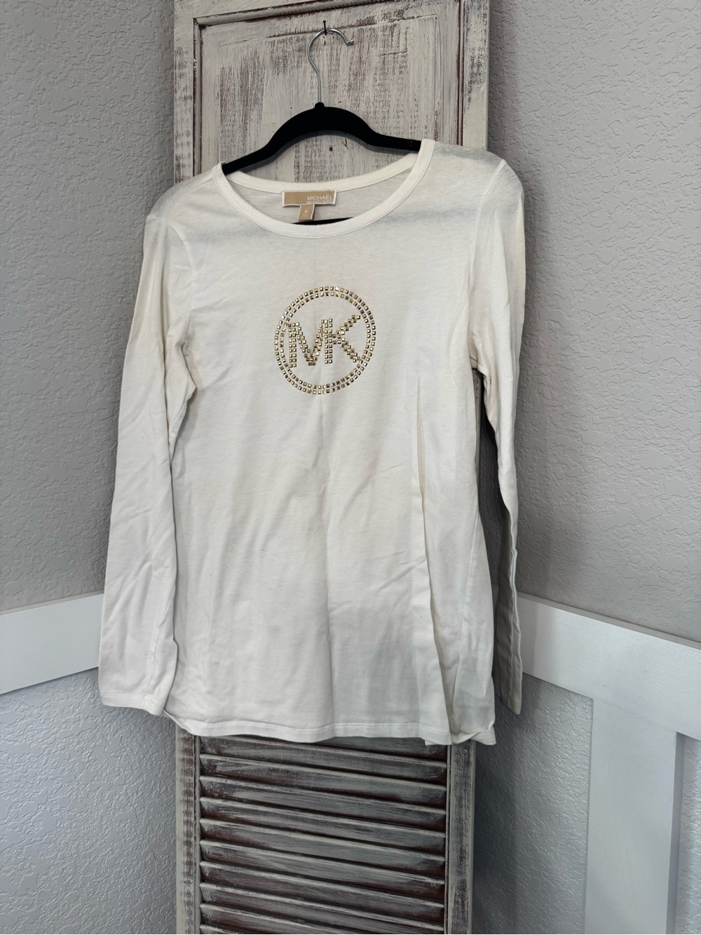 Michael Kors White Cream Long Sleeve Rhinestone MK Logo Tee Size Medium